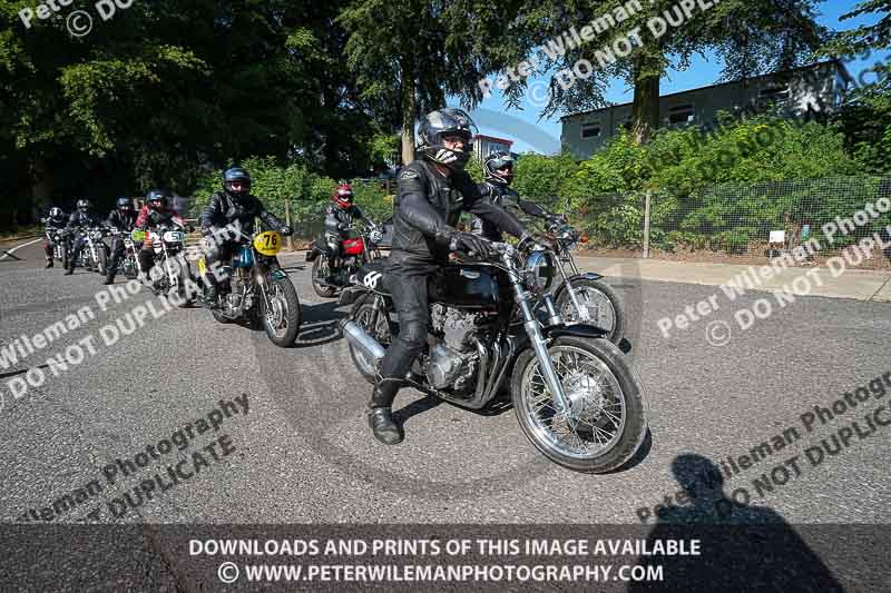 cadwell park;cadwell park photographs;cadwell trackday photographs;enduro digital images;event digital images;eventdigitalimages;peter wileman photography;racing digital images;trackday digital images;trackday photos